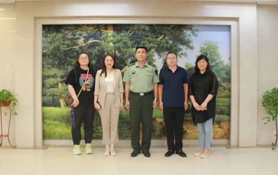 历城区委常委、人武部部长于涛一行莅临沃尔德集团考察调研党建工作