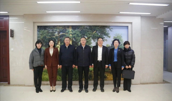 山东省委统战部副部长，省工商联党组书记、常务副主席张鲲一行莅临沃尔德集团走访调研