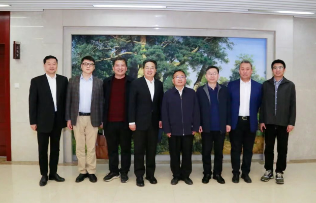 济南仲裁委员会主任、秘书长,济南仲裁委员会办公室党组书记、主任贾玉东一行莅临沃尔德集团调研